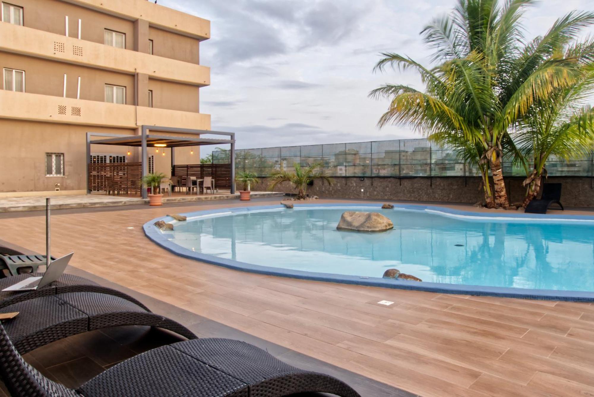 Praia Capital Residence Aparthotel Екстер'єр фото
